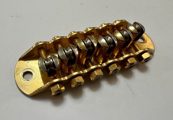 画像3: Mosrite純正中古部品　 '65用 ブリッヂ（ゴールドプレーティング）Gen１ (3)
