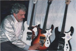 モズライト カスタムショップ Mosrite Custom Shop