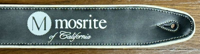 Mosrite of California ストラップ  Black/White