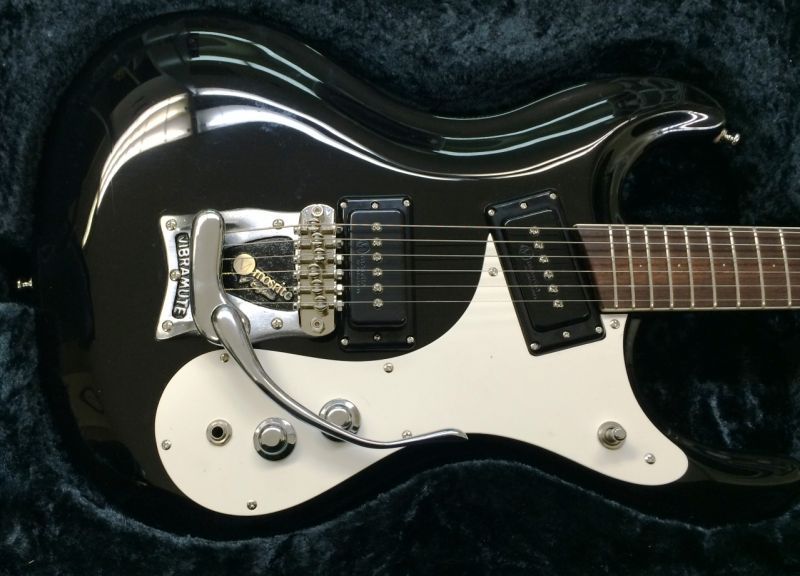 Mosrite '65 Black Custom - T  (semie moseley logo ver)